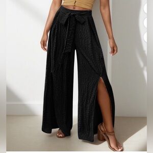 NWT Forever 21 3x Textured Black Belted Palazzo Pants with high slits on legs